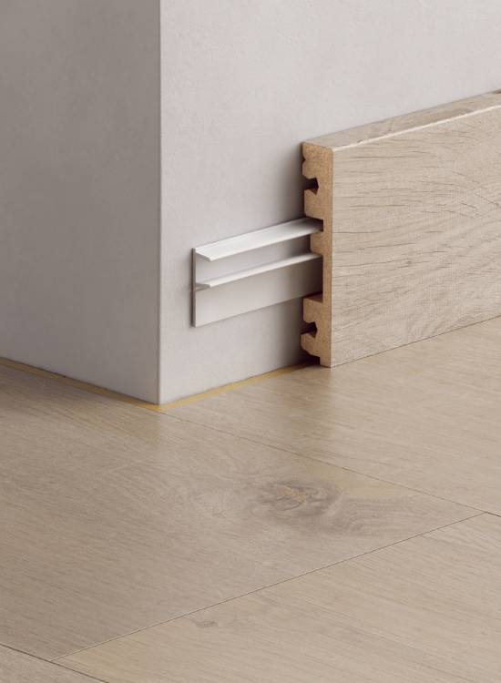 First Class Wood Skirting Abu Dhabi