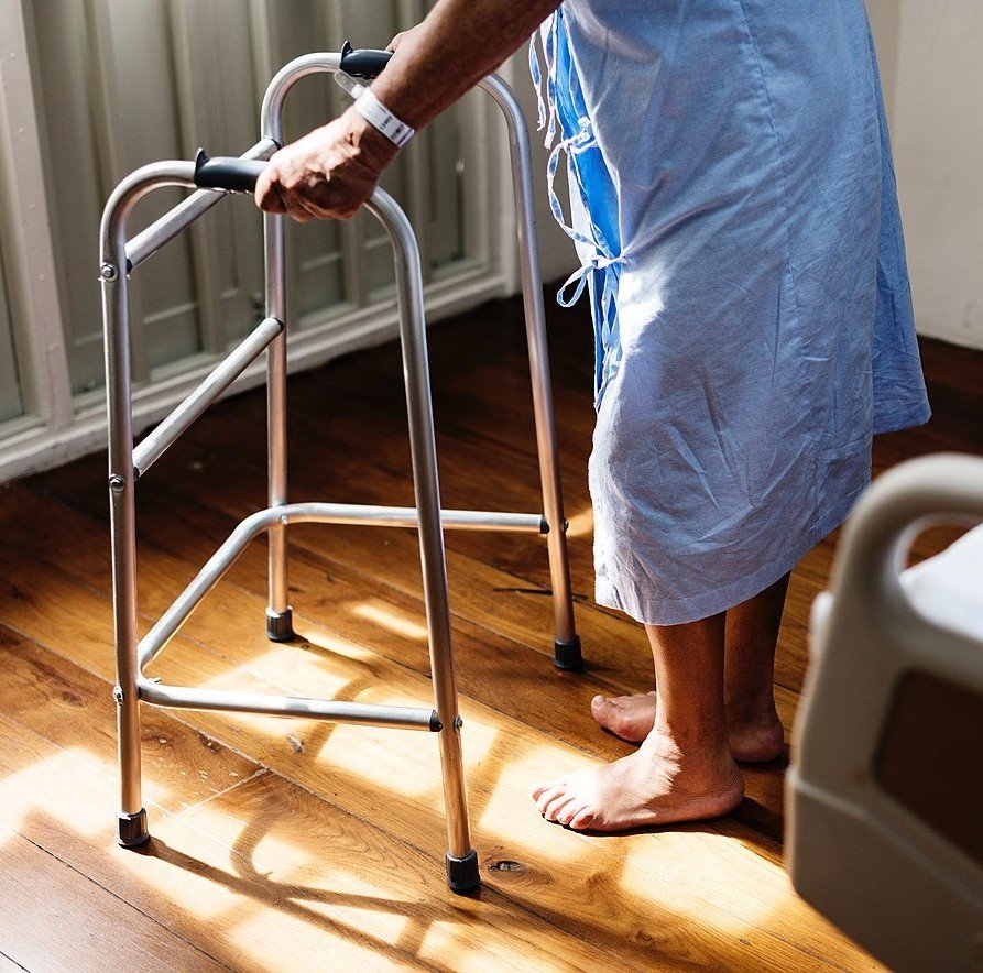Hospital Anti-Slip Vinyl Wood Flooring