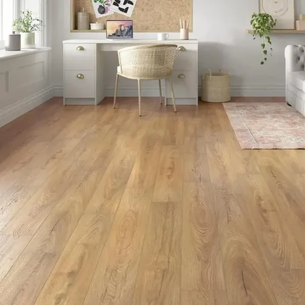 Classic Oak Laminate Flooring